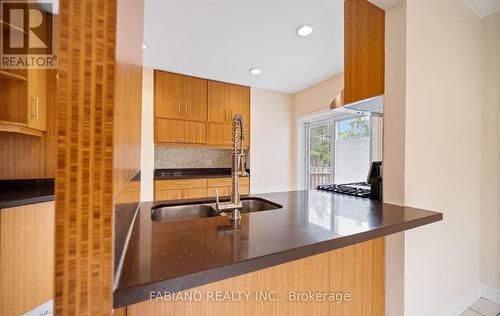 7872 - 7876 Kipling Avenue, Vaughan, ON - Indoor
