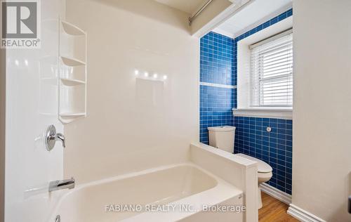7872 - 7876 Kipling Avenue, Vaughan, ON - Indoor Photo Showing Bathroom
