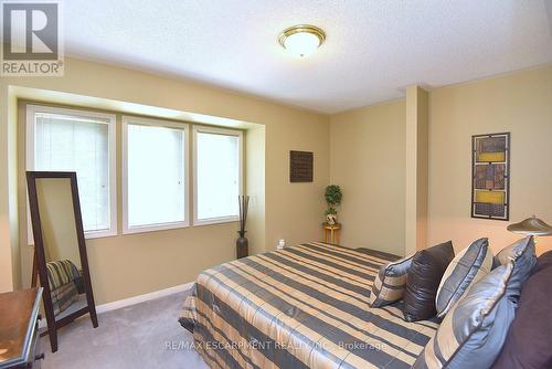 5156 Ridgewell Road, Burlington, ON 