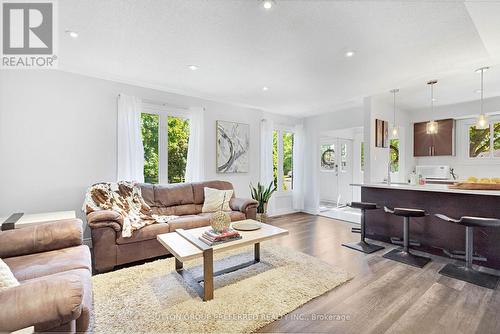 1 Ponderosa Crescent, London South (South X), ON 
