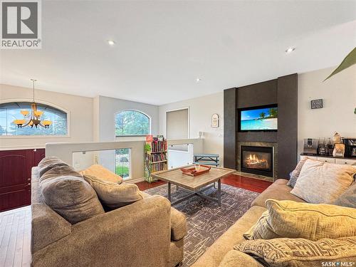 71 4Th Avenue, Battleford, SK 