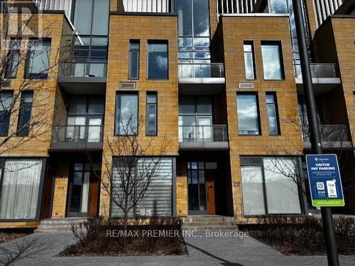 TH 20 - 7 BUTTERMILL AVENUE  Vaughan, ON L4K 0M5