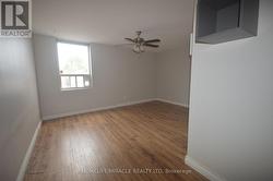 UPPER #1 - 64 HOLLAND STREET W Bradford West Gwillimbury, ON L3Z 1R8