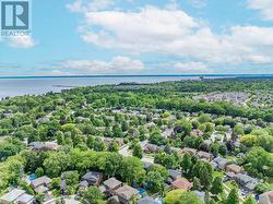 A Desirable Bronte Location Close to the Lake - 