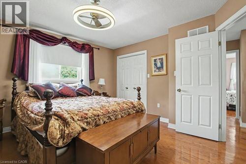 6 Theodore Drive, Hamilton, ON 