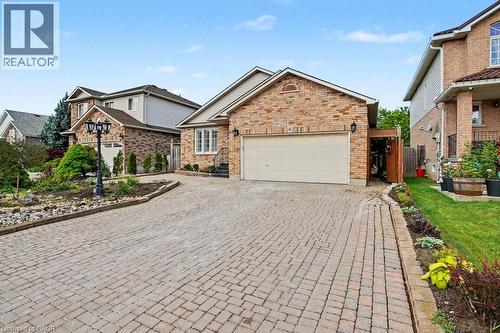 6 Theodore Drive, Hamilton, ON 