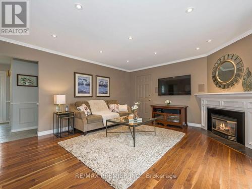 225 Juniper Avenue, Burlington, ON 