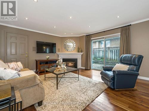225 Juniper Avenue, Burlington, ON 