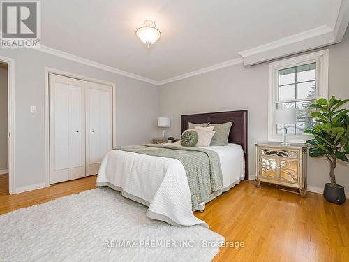 225 Juniper Avenue, Burlington, ON 