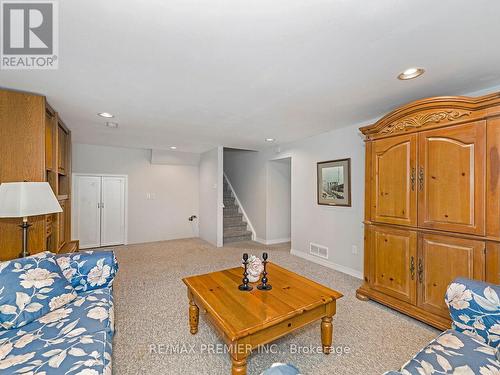 225 Juniper Avenue, Burlington, ON 