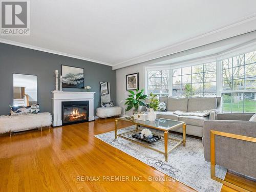 225 Juniper Avenue, Burlington, ON 