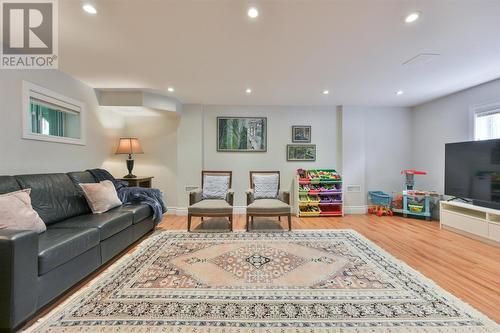 122 Cedarcrest Boulevard, Toronto, ON 