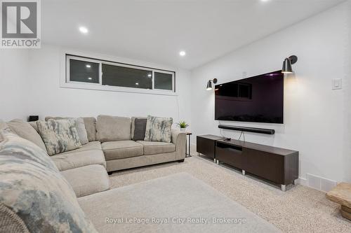 535 Sprucehill Avenue, Waterloo, ON 