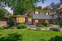 577 LYNWOOD DRIVE  Cornwall, ON K6H 5W7