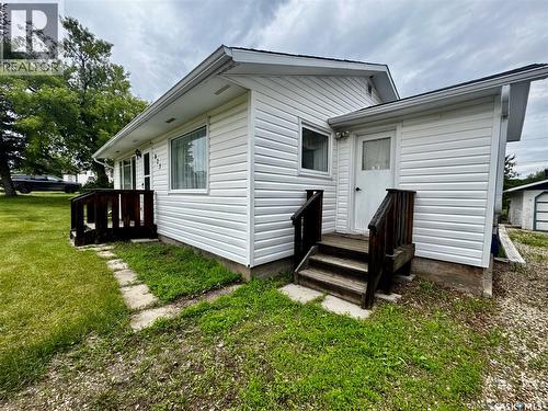 821 Sturgis Avenue, Sturgis, SK 