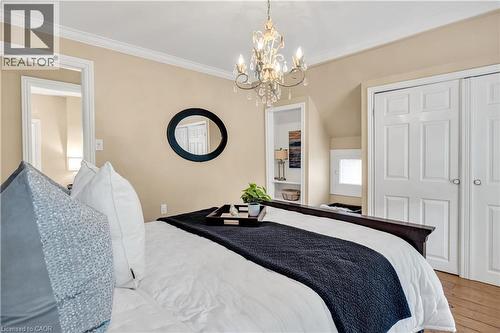 455 Nelson Avenue, Burlington, ON - Indoor Photo Showing Bedroom