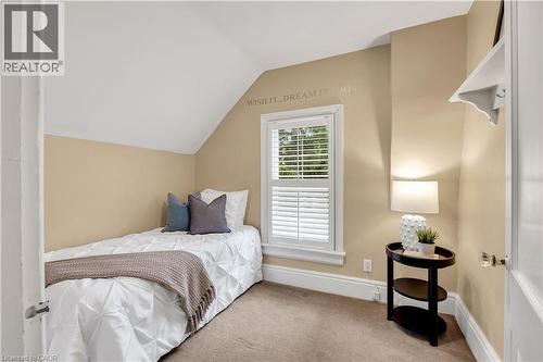 455 Nelson Avenue, Burlington, ON - Indoor Photo Showing Bedroom
