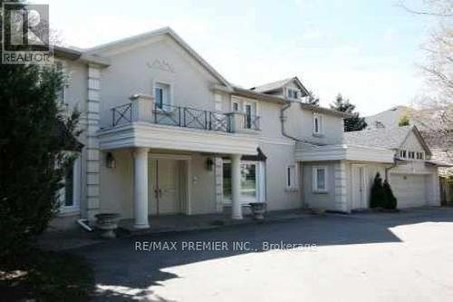 66 LAURELEAF ROAD  Markham, ON L3T 2Y1