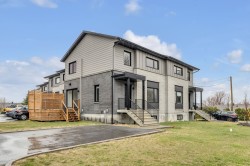 33 Rue de St-Rédempteur Lévis (Les Chutes-De-La-Chaudière-Ouest), QC G6K 1E4