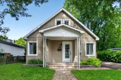961 Rue des Patriotes Laval (Sainte-Rose), QC H7L 2N1