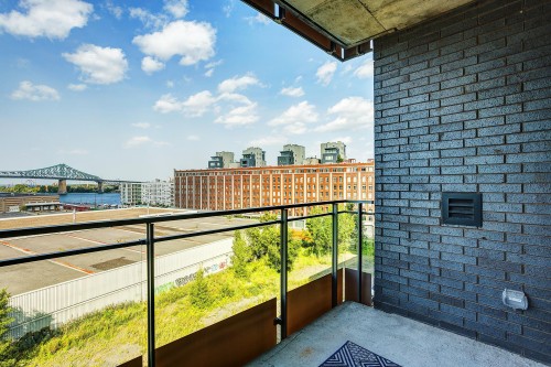 View - 604-360 Rue Atateken, Montréal (Ville-Marie), QC 