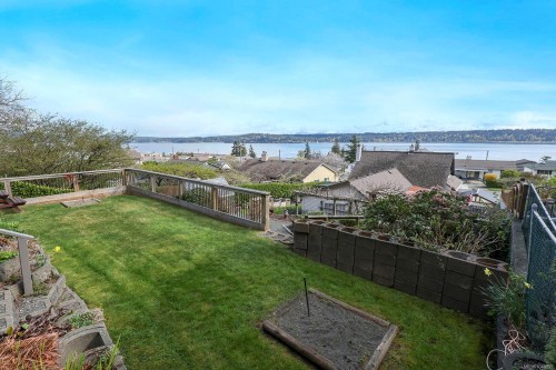 542 Thulin St, Campbell River, BC 