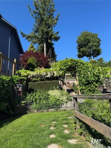 542 Thulin St, Campbell River, BC 