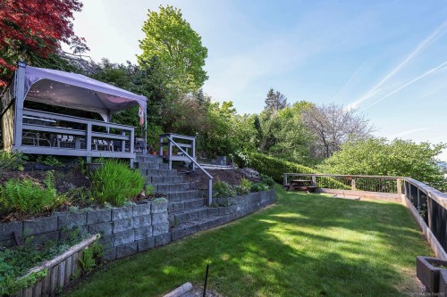542 Thulin St, Campbell River, BC 