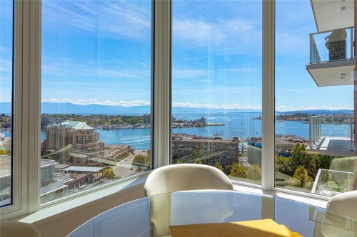 #907-60 Saghalie Rd  Victoria, BC V9A 0H1