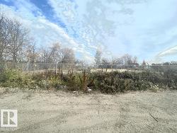 12433 49 ST NW  Edmonton, AB T5W 5H5