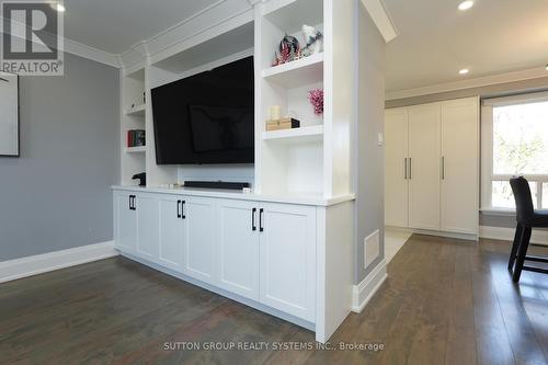 70 Courtleigh Square, Brampton, ON 