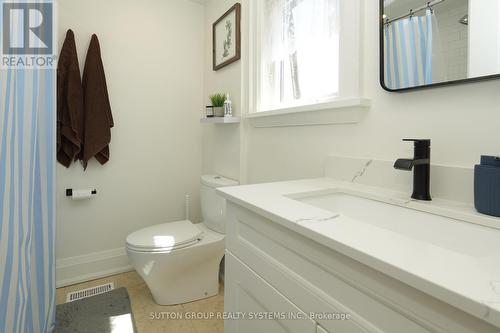 70 Courtleigh Square, Brampton, ON 