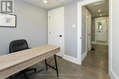 70 Courtleigh Square, Brampton, ON 