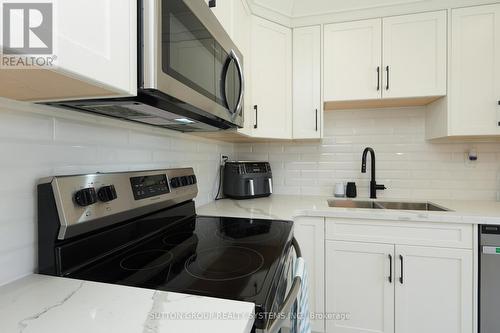 70 Courtleigh Square, Brampton, ON 