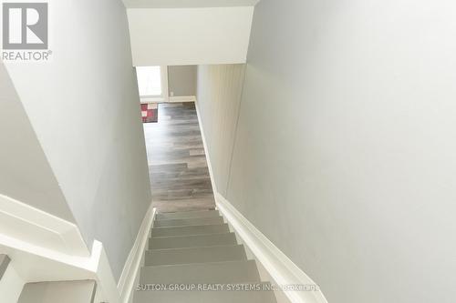 70 Courtleigh Square, Brampton, ON 