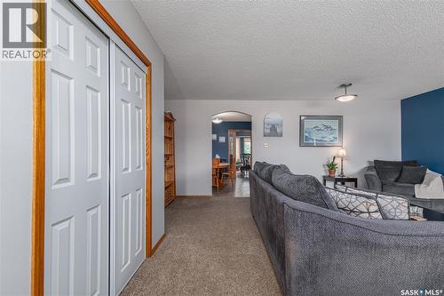 21 Thorn Crescent, Moose Jaw, SK 