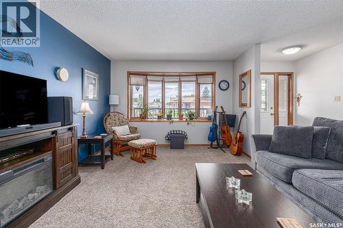 21 Thorn Crescent, Moose Jaw, SK 
