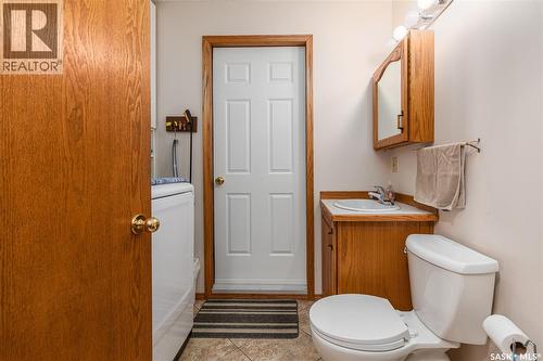 21 Thorn Crescent, Moose Jaw, SK 