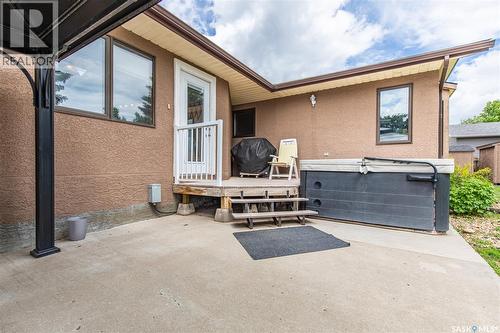 21 Thorn Crescent, Moose Jaw, SK 