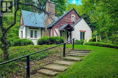 311 Golf Links Road, Hamilton, ON 