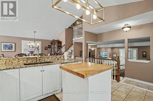 6 Theodore Drive, Hamilton, ON 