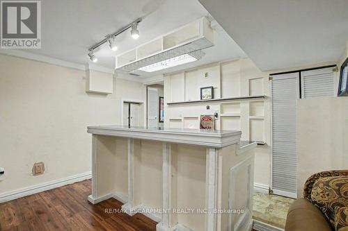 6 Theodore Drive, Hamilton, ON 