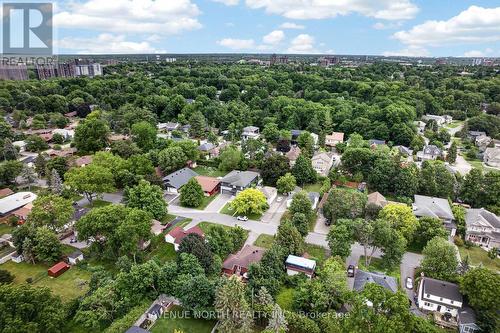 305 Mountbatten Avenue, Ottawa, ON 