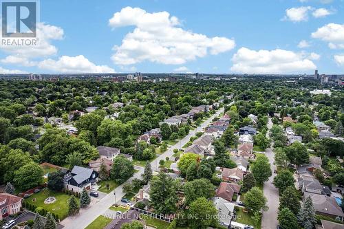 305 Mountbatten Avenue, Ottawa, ON 