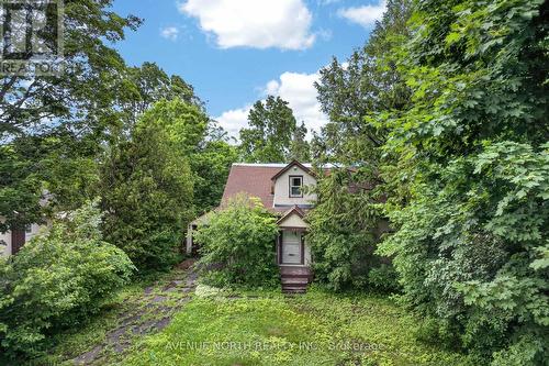 305 Mountbatten Avenue, Ottawa, ON 