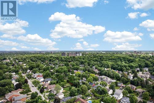 305 Mountbatten Avenue, Ottawa, ON 