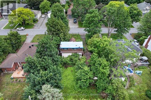 305 Mountbatten Avenue, Ottawa, ON 