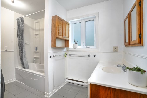 Salle de bains - 274 Ch. Haendel, Candiac, QC 