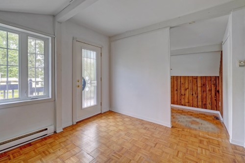 Chambre à coucher - 484 Ch. Montréal, Maskinongé, QC - Indoor Photo Showing Other Room