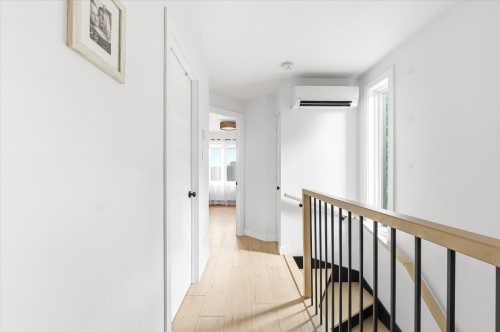 Corridor - 81 Rue Morin, Scott, QC 